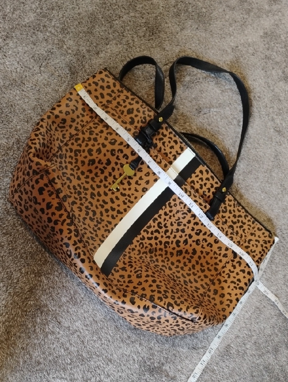 Fossil Rachel Tote Bag Animal Print Missing Zipper Pull - Picture 4 of 8
